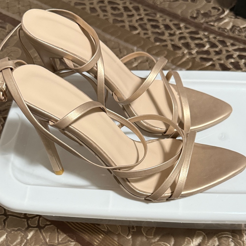 Women’s Strappy High Heel Sandals - Nude/Champagne